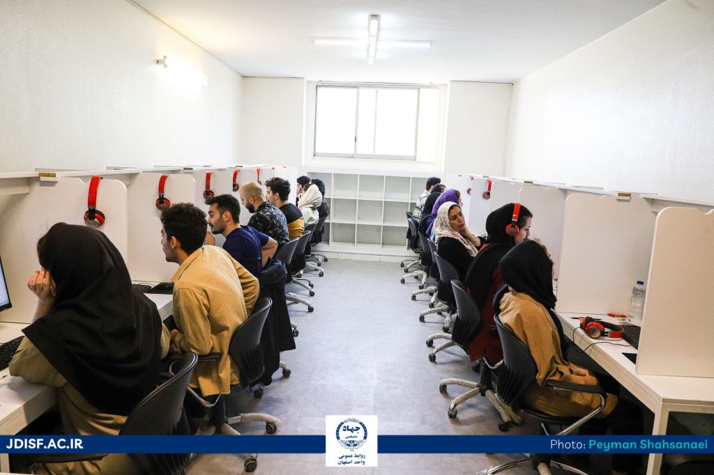 برگزاری آزمون ماک آیلتس در مرکز هشت بهشت