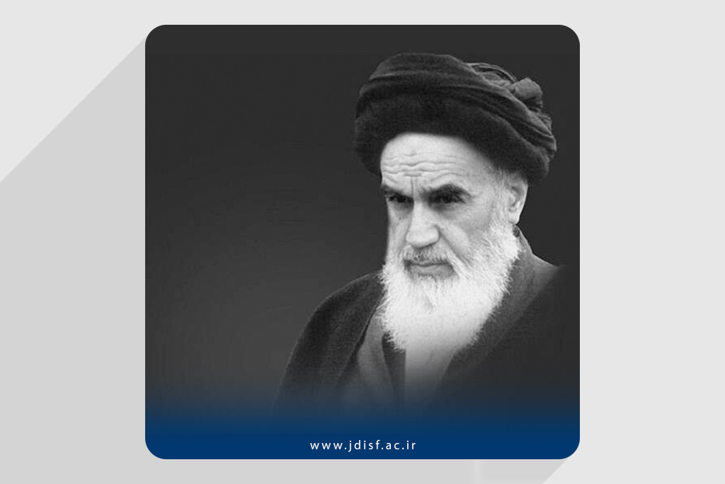 سیدروحالله موسوی خمینی؛ خبرسازترین شخصیت تاریخ معاصر ایران
