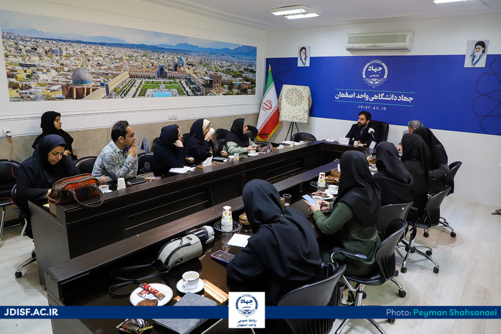 برگزاری نشست خبری پنجمین جایزه منطقهای دانشجویی داستان کوتاه زاینده رود