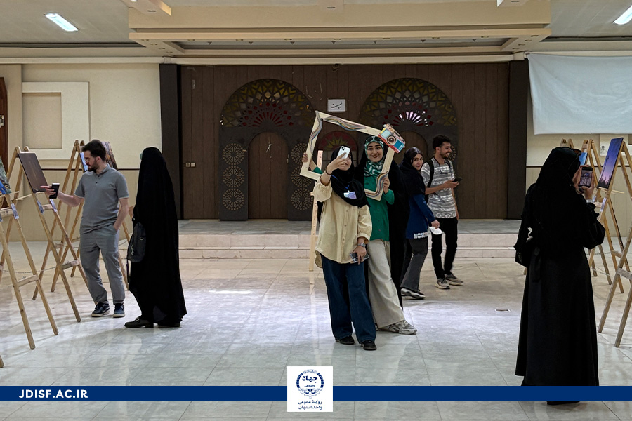 گالری عکس لنز دنیا