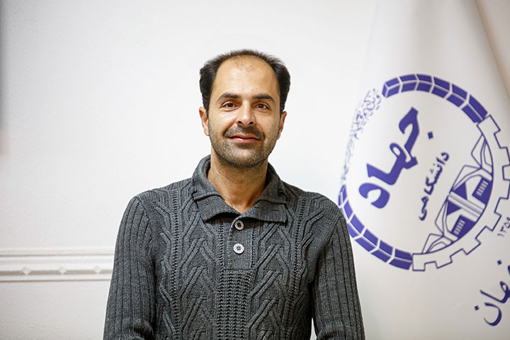 مهرداد ریاضتی