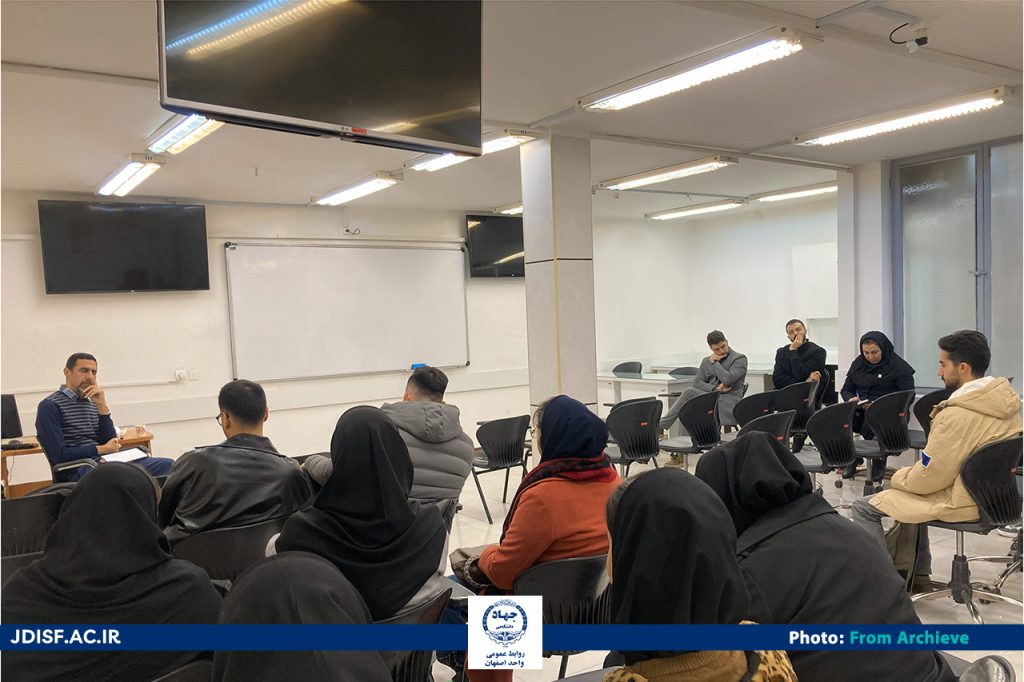 برگزاری نخستین نشست تعاملی معاونت آموزش جهاددانشگاهی با مدرسین زبان